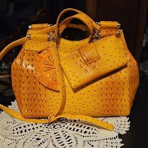 Golden Yellow Croc- Embossed Lg Handbag W/ Matching Wallet And Shoulder Strap